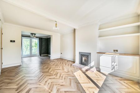 3 bedroom semi-detached house to rent - Photo 3
