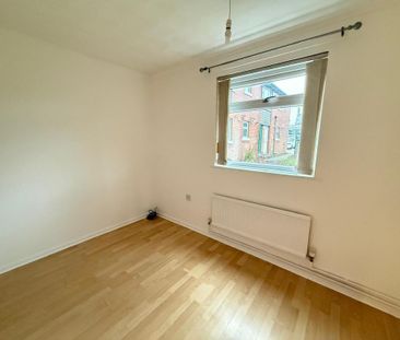1 bedroom ground floor flat to rent - Photo 2