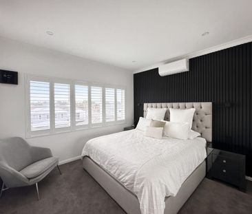 Neat Retreat with Water Views and Modern Elegance - Photo 3