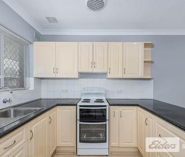 Cozy unit! - Photo 6