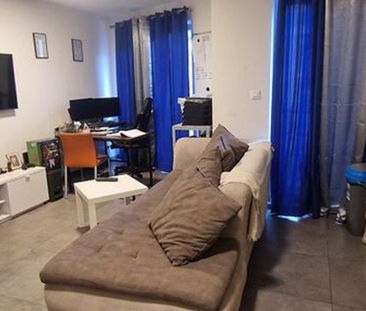 Appartement te huur in Mons voor € 740 met 1 slaapkamer - Photo 4