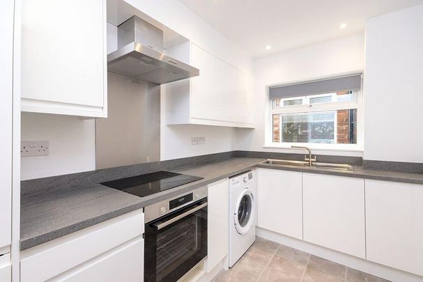 1 bedroom property to rent - Photo 1