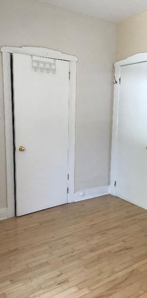 Belle chambre ensoleillée à louer au coeur de Verdun – 10 novembre 2025 - Photo 1