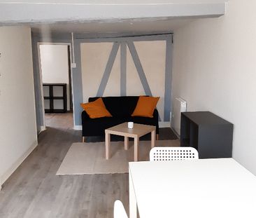 Location Appartement 2 pièces 30m² - Photo 3