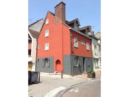 TROYES CENTRE rue PASSERAT, appartement en DUPLEX - Photo 4