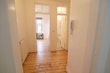 1 Bed, First Floor Flat - Photo 4