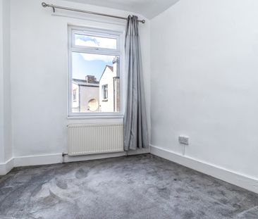 4 Bed Terraced House, Pretoria Road, N17 - Photo 3