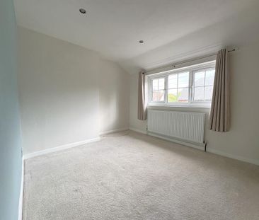 2 bedroom semi-detached house to rent - Photo 6