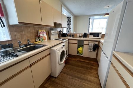 St Alban Street - Photo 5