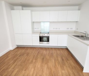 3 bedroom apartment to rent - Photo 6