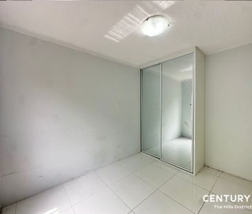 Spacious 2 Bedroom Unit in Prime Location - Photo 6
