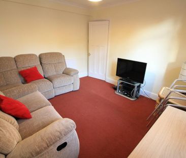 5 bedroom detached house to rent - Photo 1