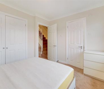 4 bedroom terraced house to rent - Photo 4