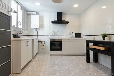 Passatge del Rellotge, Barcelona, Catalonia 08002 - Photo 2