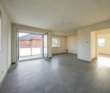 Exklusive 3-Zimmer-Wohnung mit Fernblickbalkon für Singles oder Paare - Photo 2