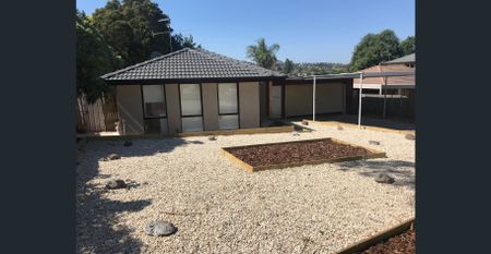 Four Bedroom Plus Study at Family Friendly Location - Photo 3