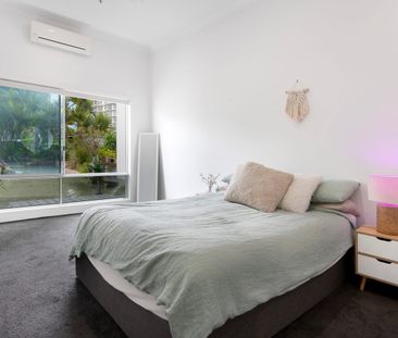 Spacious One-Bedroom Retreat with Resort Facilities - Photo 3