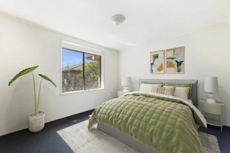 Convenient and comfortable living in Central Dandenong - Photo 2