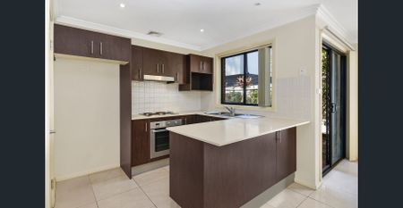 Kingswood three-bedroom spacious home - Photo 2