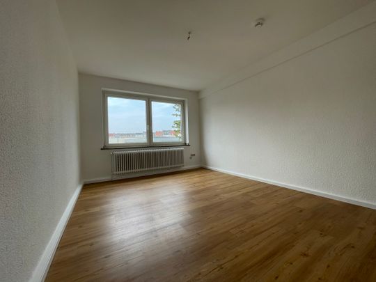 Renovierte 3-Zimmerwohnung mit 79m² Wohnfläche in Pempelfort! - Foto 1