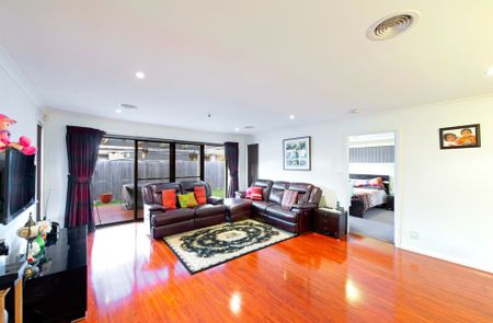 Well Appointed Family Home - Photo 5