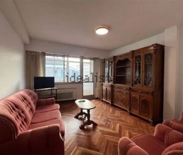 Alquiler de piso en Plaza Libertad - Photo 2