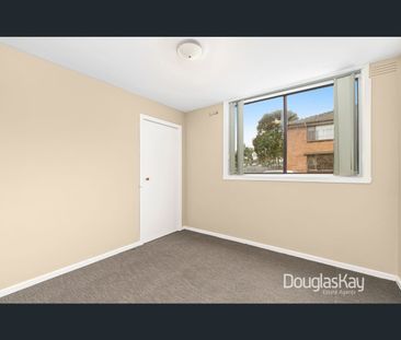2/16 Forrest Street, Albion, Vic 3020 - Photo 5