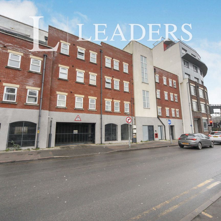2 bedroom apartment to rent Bedford Heights - 2 bedroom apartment - Central Luton - Unfurnished - No Parking - Photo 1