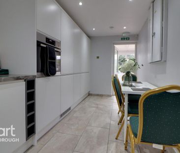 3 bedroom semi-detached house to rent - Photo 6