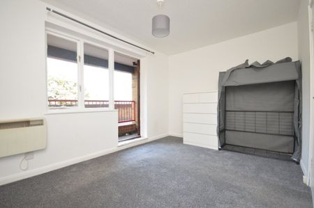 Lewisham Way, London, SE4 - Photo 3