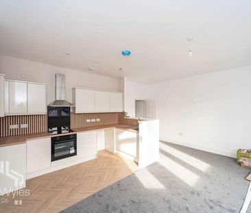 St Annes Road West, Lytham St Annes, Lancashire, FY8 - Photo 5