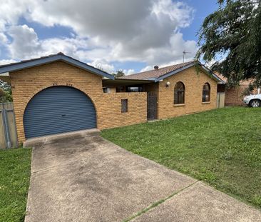 82 Evans Street, Tamworth - Photo 6