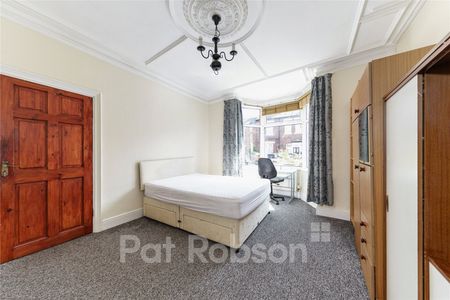 Belle Grove West, Newcastle Upon Tyne - Photo 4