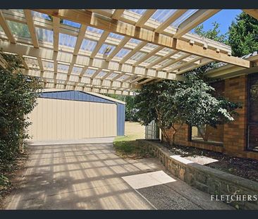 Ideal Family Living in Convenient Rowville Location - Photo 5