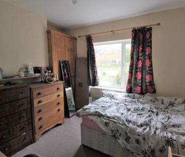 3 bedroom end of terrace house to rent - Photo 5