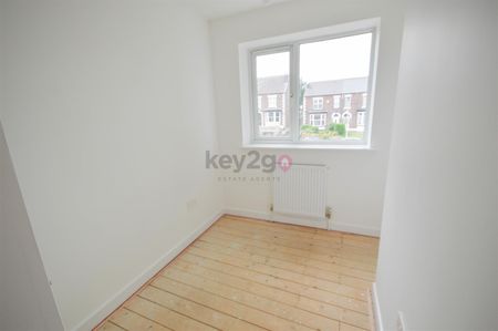 Handsworth Road, Darnall, S9 - Photo 4