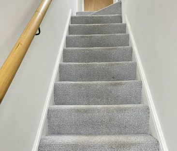 5 bedroom semi-detached house to rent - Photo 1