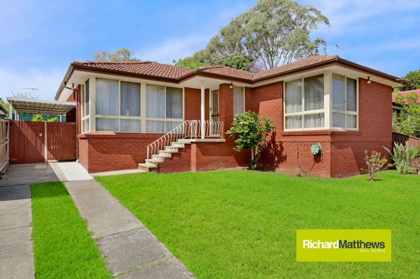 31 Oak Drive, Georges Hall NSW 2198 - House For Rent | Domain - Photo 1