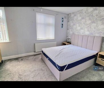 2 bedroom terraced house to rent - Photo 6