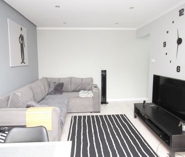 2-pokojowe mieszkanie na Piaskowej Górze - Photo 2