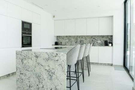 Urbanizacion Nueva Atalaya, 28C, 29679 La Alquería-El Paraíso, Málaga, Spain, Benahavis, Andalusia 29679 - Photo 4