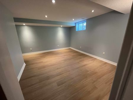 For Lease - 86 Gardiner Drive Unit# Bsmt, Hamilton, Ontario - Photo 3