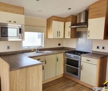 2 bedroom park home to rent - Photo 3