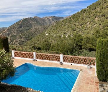VILLA FOR LONG TERM RENTAL SITUATED IN THE FRIGILIANA COUNTRYSIDE - Photo 1