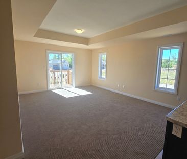 For Lease - 415 Louisa Street Unit# Main Level, Fort Erie, Ontario - Photo 1