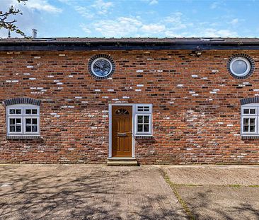 Brand new two bedroom barn conversion in picturesque semi-rural location on the Northwich outskirts, 15 minutes from Knutsford - Photo 4