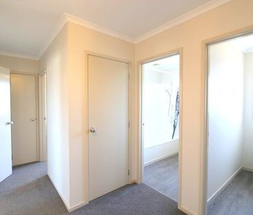 Tisbury, 4 bedrooms, $650 pw - Photo 5