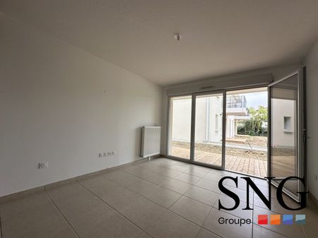 T2 AVEC TERRASSE ET JARDIN + 2 PARKINGS - Photo 4