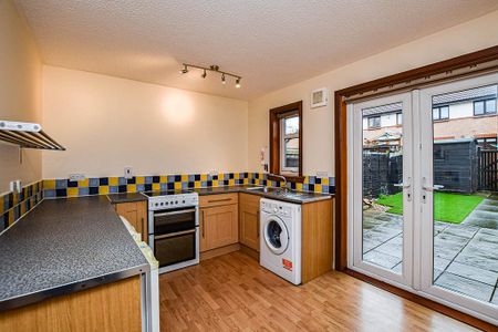 2 bedroom terraced house to rent - Photo 3