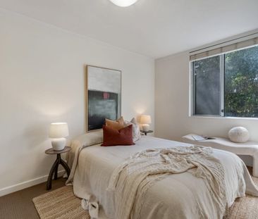 Stylish 1-Bedroom Apartment in the Heart of Subiaco! - Photo 2